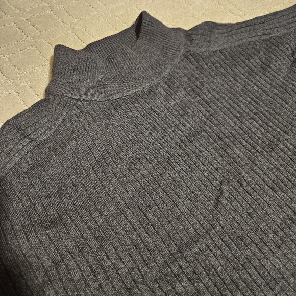 LOFT Gray Ribbed Knit Set - Picture 3 of 7